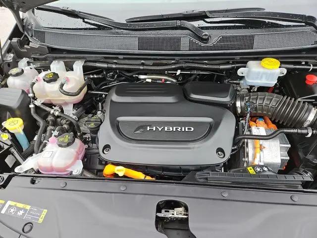 2023 Chrysler Pacifica Hybrid Touring L