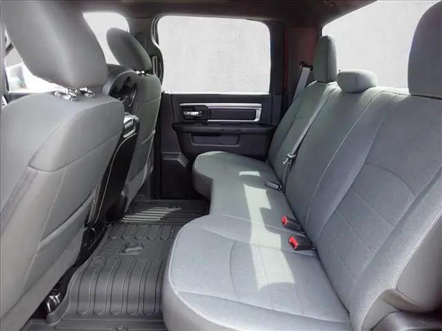 2024 Ram 1500 Classic Warlock Crew Cab 4x4 5'7" Box