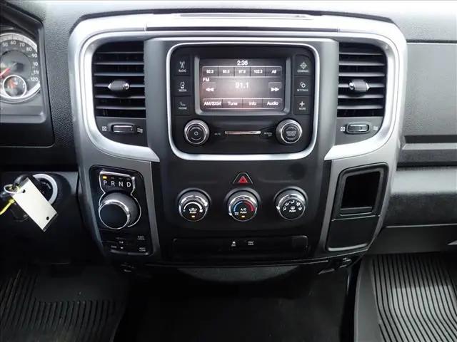 2024 Ram 1500 Classic Warlock Crew Cab 4x4 5'7" Box