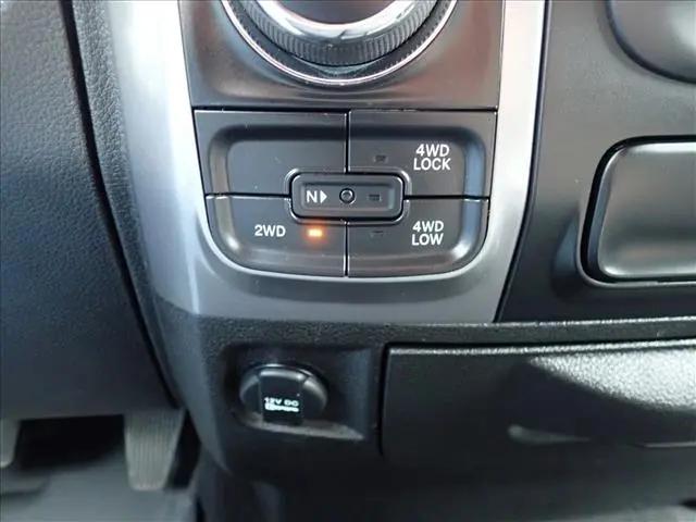 2024 Ram 1500 Classic Warlock Crew Cab 4x4 5'7" Box