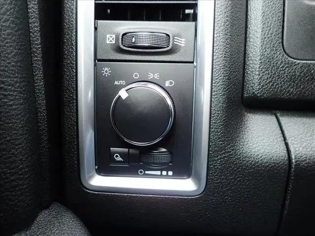 2024 Ram 1500 Classic Warlock Crew Cab 4x4 5'7" Box