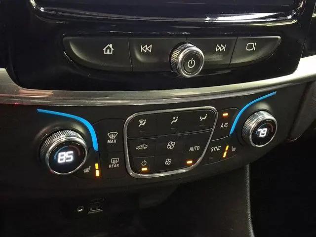 2023 Chevrolet Traverse AWD RS