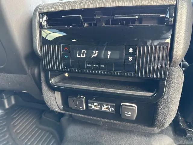 2022 Jeep Wagoneer Series II 4x4
