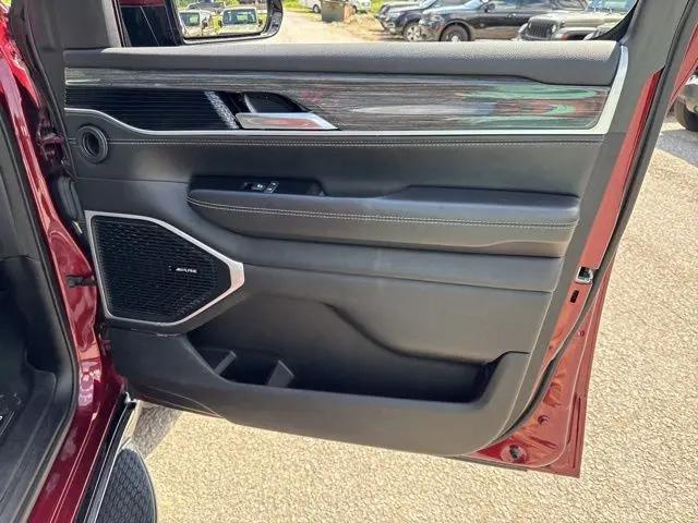 2022 Jeep Wagoneer Series II 4x4