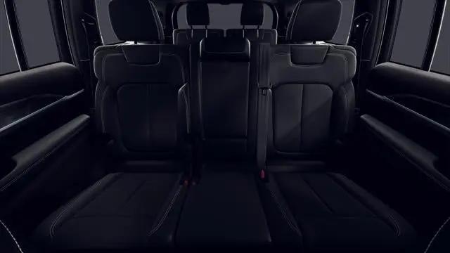 2026 Jeep Grand Cherokee L Altitude 4x4