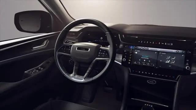 2026 Jeep Grand Cherokee L Altitude 4x4