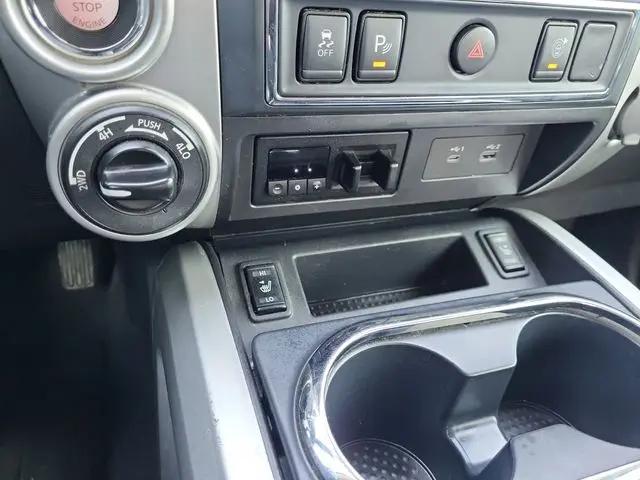 2021 Nissan Titan Crew Cab SV 4x4