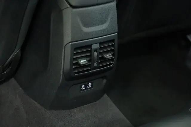 2025 BMW Coupe xDrive