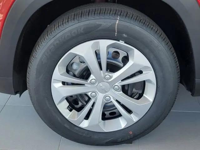 2026 Chevrolet Trax FWD LS