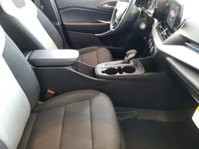 2026 Chevrolet Trax FWD LS