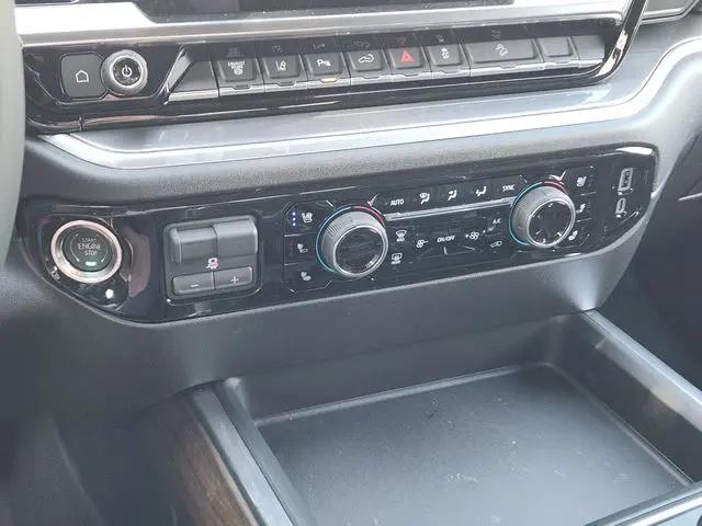 2026 Chevrolet Silverado 2500HD Crew Cab, Standard Bed, High Country, 4WD