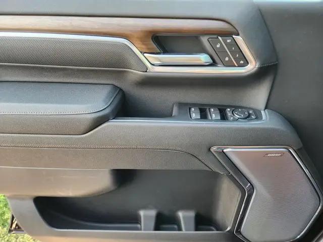 2026 Chevrolet Silverado 2500HD Crew Cab, Standard Bed, High Country, 4WD