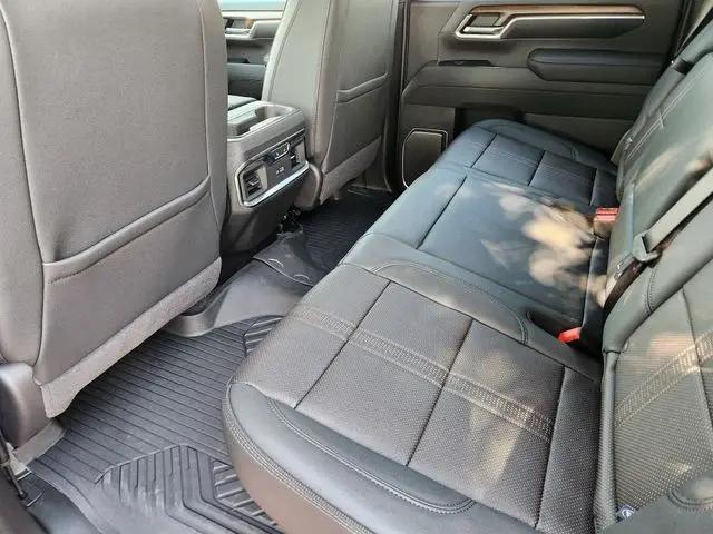 2026 Chevrolet Silverado 2500HD Crew Cab, Standard Bed, High Country, 4WD