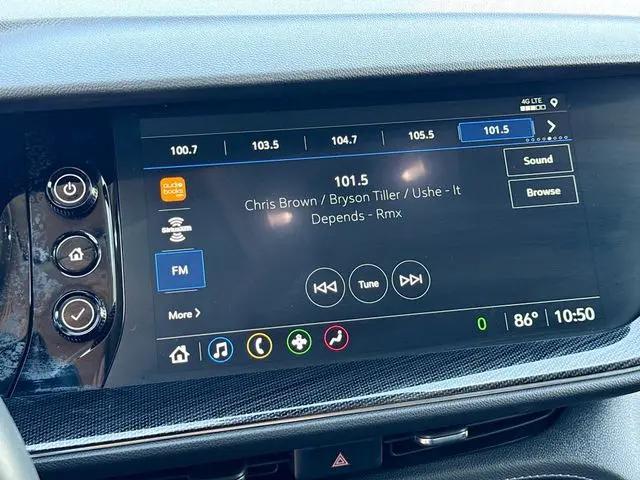 2023 Buick Envision Essence FWD