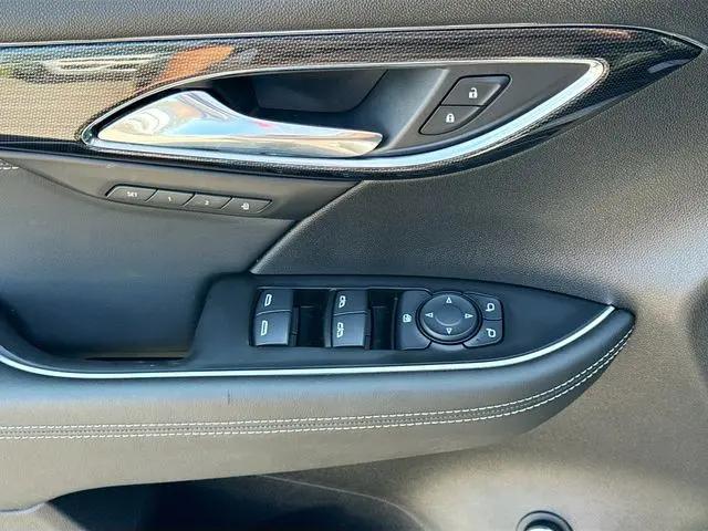 2023 Buick Envision Essence FWD