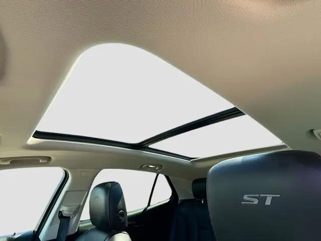 2023 Buick Envision Essence FWD