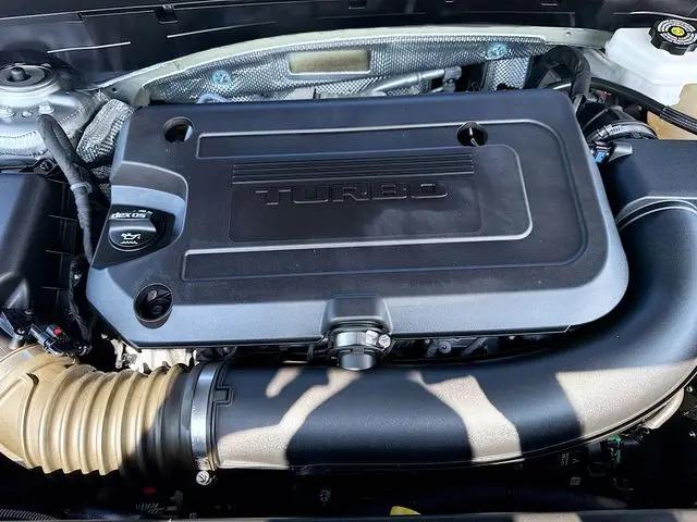 2023 Buick Envision Essence FWD