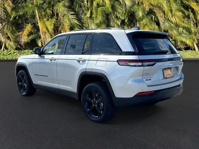 2022 Jeep Grand Cherokee Altitude 4x4