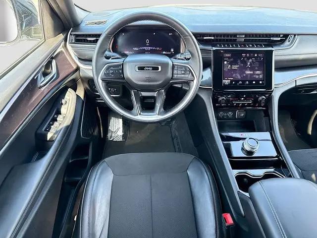 2022 Jeep Grand Cherokee Altitude 4x4