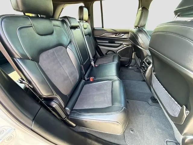 2022 Jeep Grand Cherokee Altitude 4x4