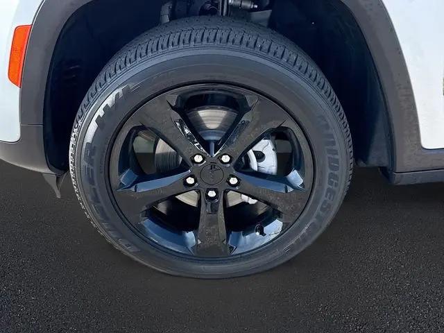 2022 Jeep Grand Cherokee Altitude 4x4