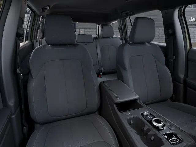 2026 Jeep Cherokee Laredo 4x4