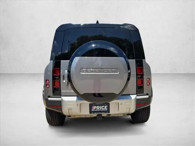 2024 Land Rover Defender 110 P300