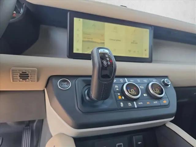 2024 Land Rover Defender 110 P300