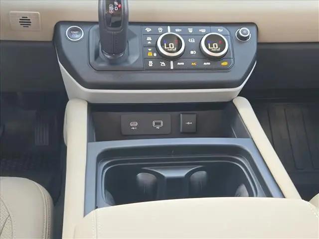 2024 Land Rover Defender 110 P300