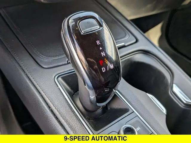 2023 Cadillac XT4 AWD Luxury