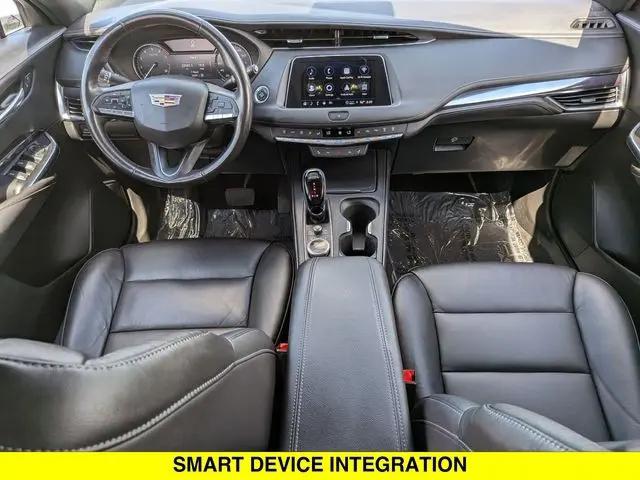 2023 Cadillac XT4 AWD Luxury