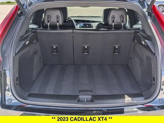 2023 Cadillac XT4 AWD Luxury