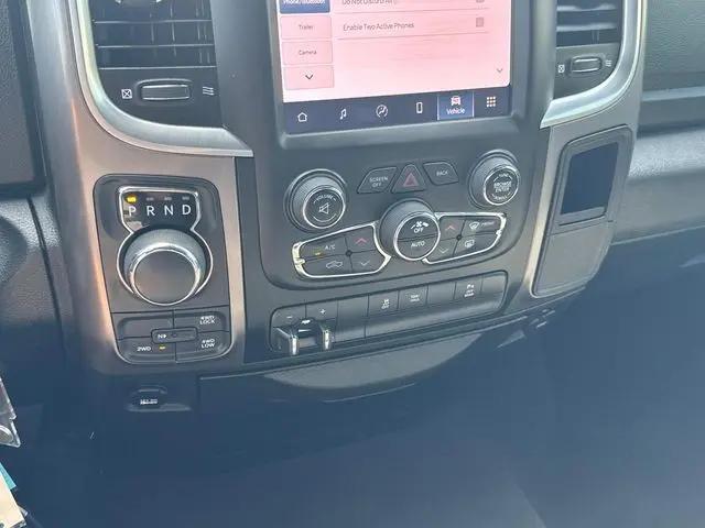 2022 Ram 1500 Classic Warlock Quad Cab 4x4 6'4" Box