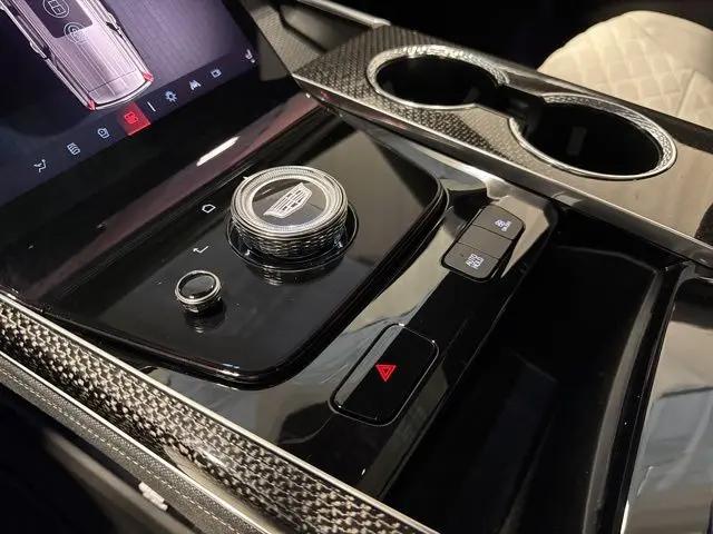 2025 Cadillac Escalade V-Series