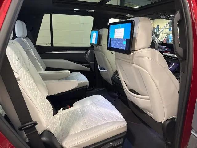 2025 Cadillac Escalade V-Series