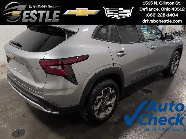 2025 Chevrolet Trax FWD LT