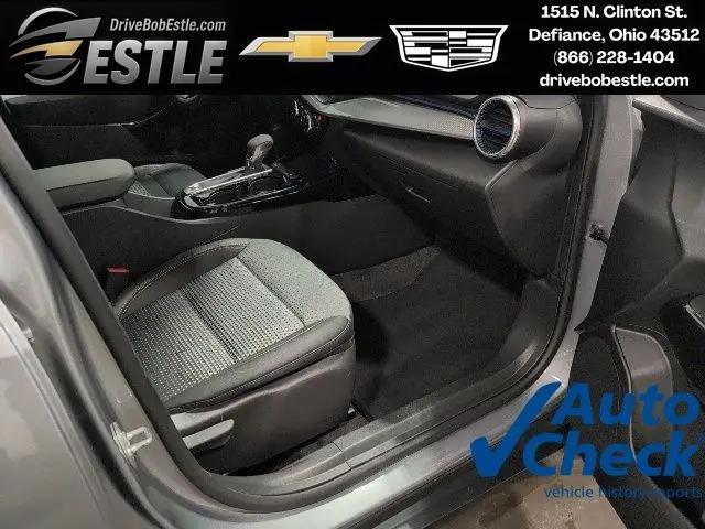 2025 Chevrolet Trax FWD LT
