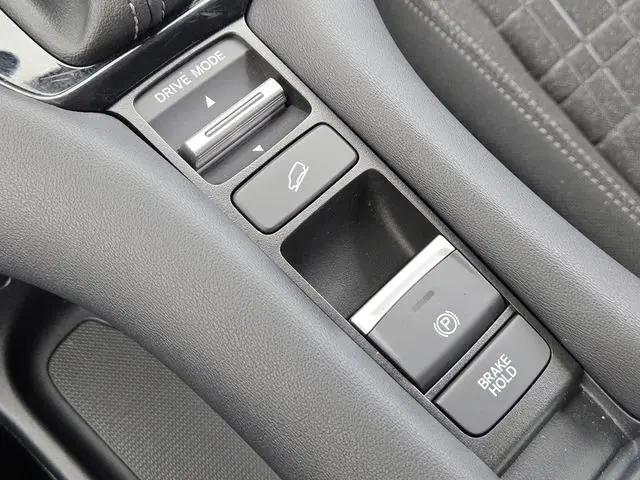 2023 Honda HR-V AWD LX