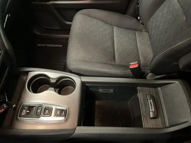 2021 Honda Ridgeline AWD Sport