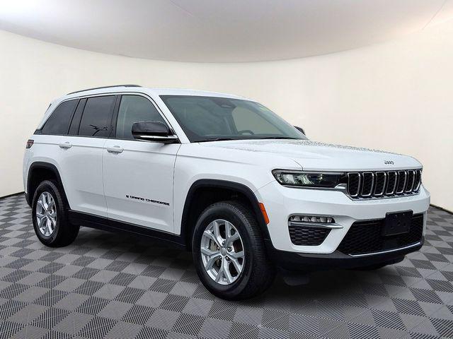 2023 Jeep Grand Cherokee Limited 4x4 for sale in Red Lion, PA