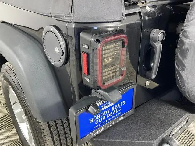 2016 Jeep Wrangler Sport
