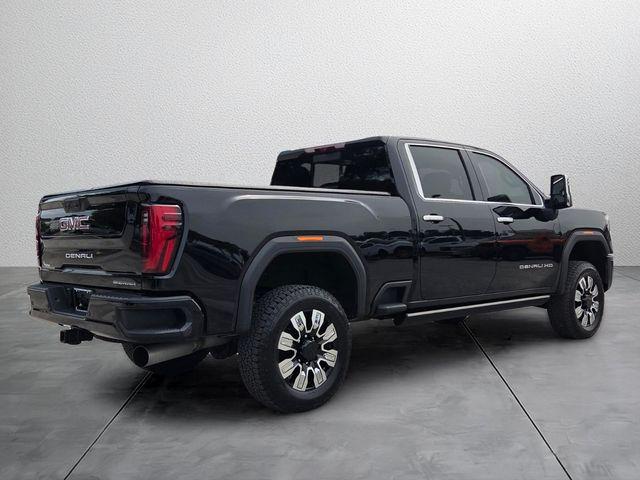 2026 GMC Sierra 2500HD Crew Cab, Standard Bed, Denali, 4WD