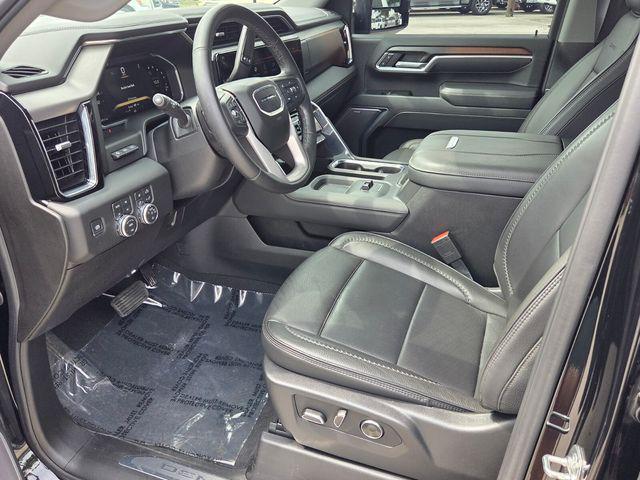 2026 GMC Sierra 2500HD Crew Cab, Standard Bed, Denali, 4WD