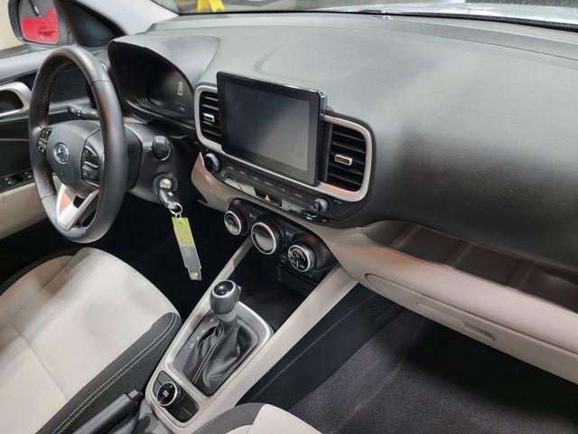2023 Hyundai Venue SEL