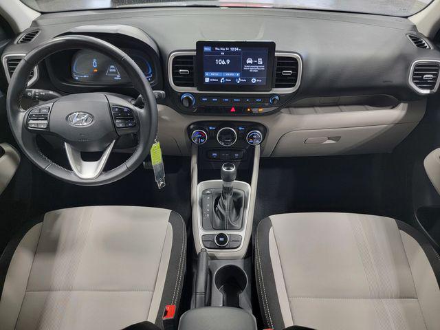 2023 Hyundai Venue SEL