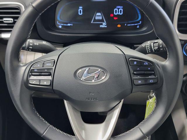 2023 Hyundai Venue SEL