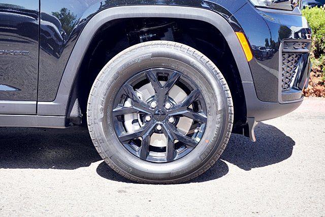 2026 Jeep Grand Cherokee L Altitude 4x4