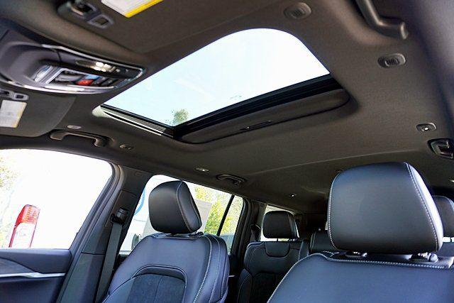 2026 Jeep Grand Cherokee L Altitude 4x4