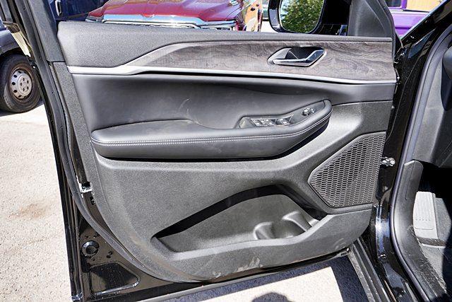2026 Jeep Grand Cherokee L Altitude 4x4