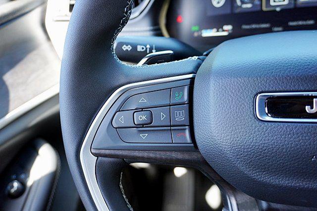 2026 Jeep Grand Cherokee L Altitude 4x4